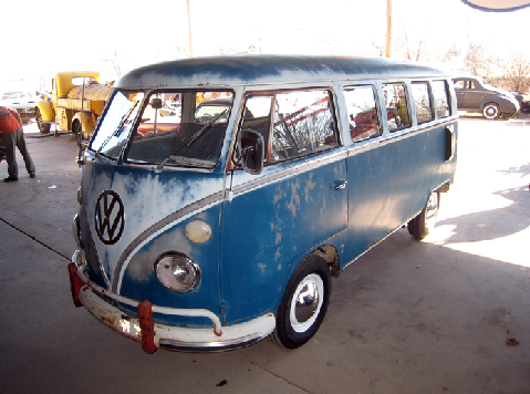 VW Bus Old Rustic