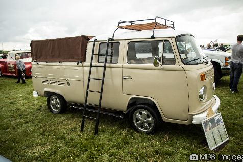 VW Bus Pick Up Ladder