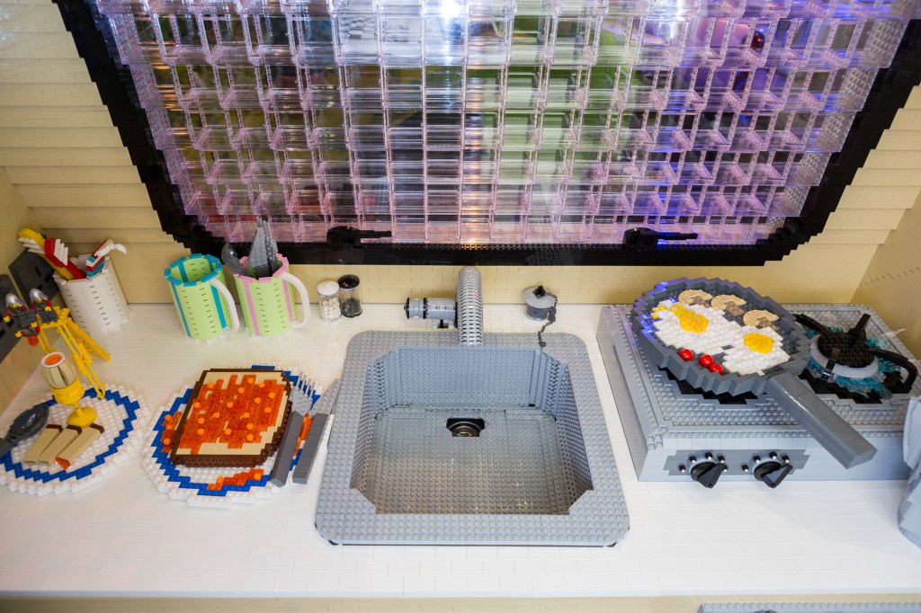 kitchen-Lego-Caravan