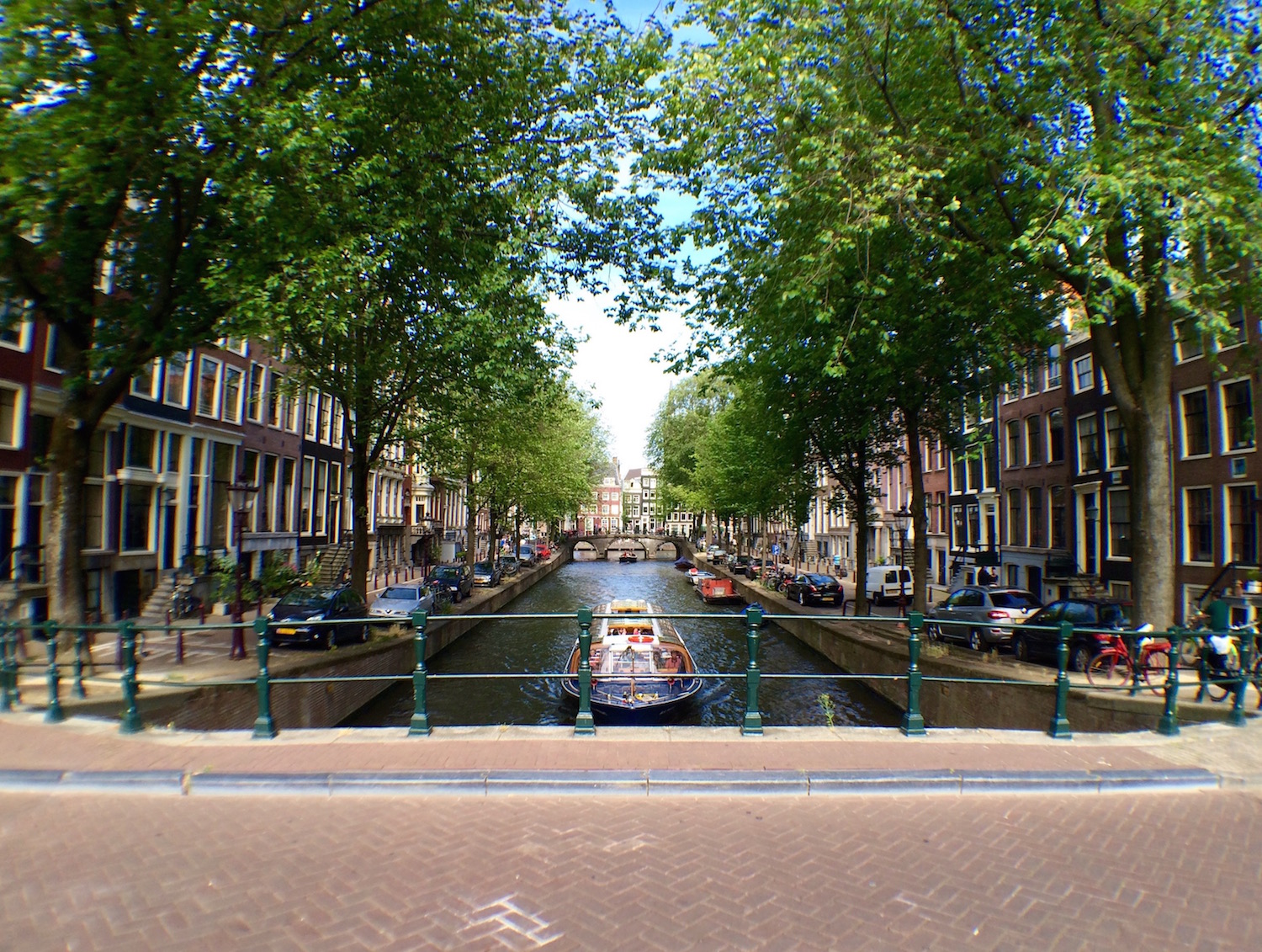 Amsterdam Canal -® Melinda Barlow