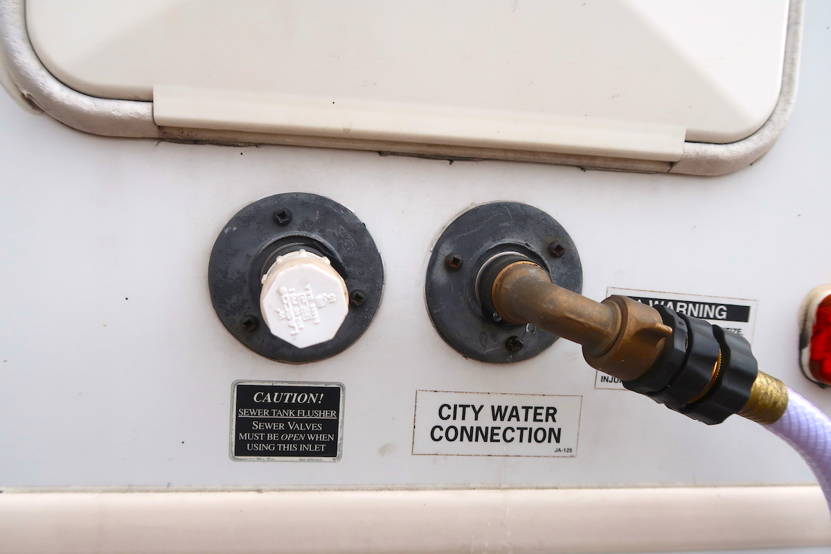 What is a Grey Water Tank? A Guide to Waste Water Removal - Cruise
